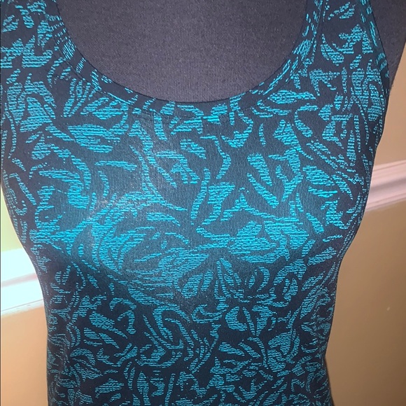 Lululemon Athletica Blue Fitted Tank Top - Picture 2 of 4